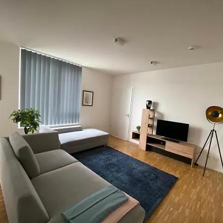 Apartment Bequemes Wohnen Fur Geschaftsreisende Und Familien *