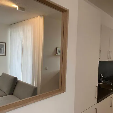Apartment Bequemes Wohnen Fur Geschaftsreisende Und Familien *
